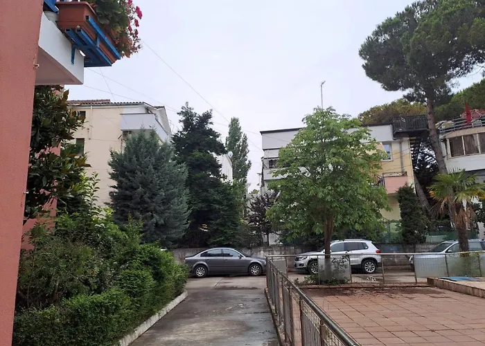 Beach Apartment Golem (Tirana)